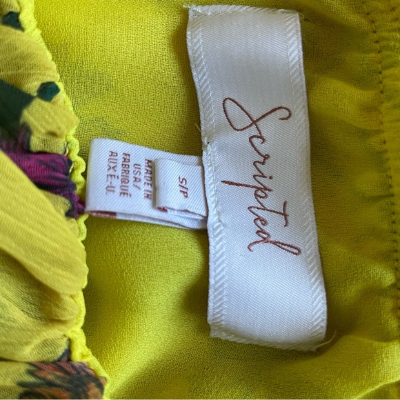 Scripted Floral Dress - Picture 3 of 5